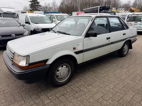 Toyota Carina II **BELGIAN ORIGINE-DIESEL-MINT CONDITION**