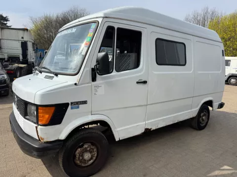 Mercedes-Benz 200-serie **208D-FRENCH ORIGINE**