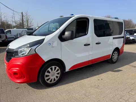 Renault Trafic **AMBULANCE-RETTUNGSWAGEN**