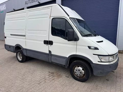 Iveco Daily **35C12-2300CC**
