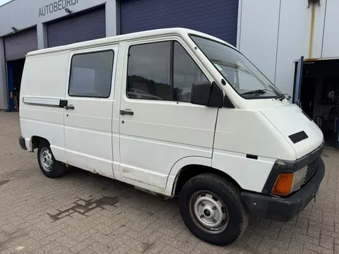 Renault Trafic **PETROL-ESSENCE-BENZINE**