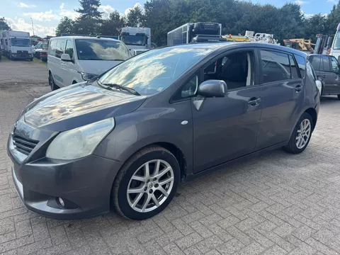 Toyota Corolla Verso **AIRCO-DIESEL-FRENCH ORIGINE**