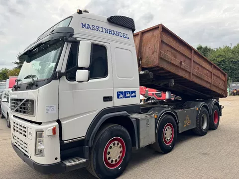 Volvo 440 FM **8X4-CABLE SYSTEM+CONTAINER-EURO 3-I SHIFT**