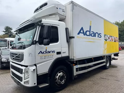 Volvo FM 330 **EURO 5-BELGIAN TRUCK-TOPSHAPE**