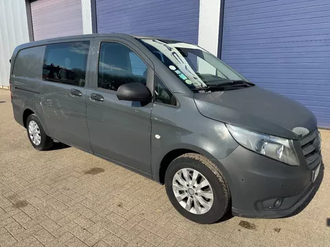 Mercedes-Benz Vito **116CDI-DOUBLE CAB-AIRCO**