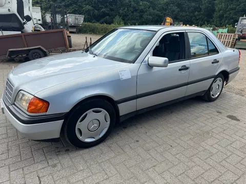 Mercedes-Benz C-Klasse **C250DIESEL+AIRCO**