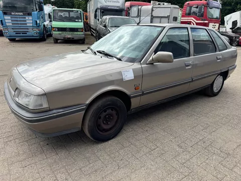 Renault 21 **PETROL-ESSENCE**