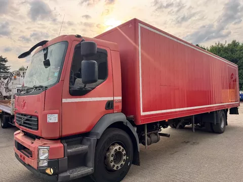 Volvo 240 FL **EURO4-BOITE MANUELLE**