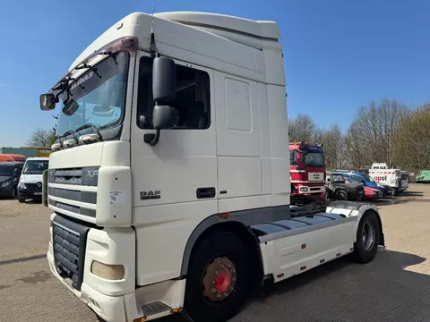 DAF XF 105.460 **EURO 5-RETARDER**