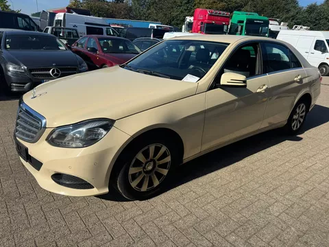 Mercedes-Benz E-Klasse **E200-EURO 6**